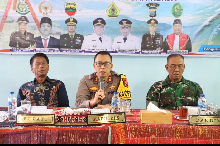Jelang Nataru, Forkopimda Samosir Kunker di Kecamatan Pangururan