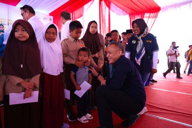 Sub Holding PTPN III (Persero) akan gelar Pemberian Makanan Tambahan (PMT) Pemulihan untuk lebih 1000 anak di Indonesia. Sebagai bagian dari astacita pemerintahan Presiden Prabowo, penyaluran PMT juga akan melibatkan banyak pihak seperti pemerintah daerah, lembaga pendidikan, hingga TNI Indonesia. Foto/medandaily.com/ist