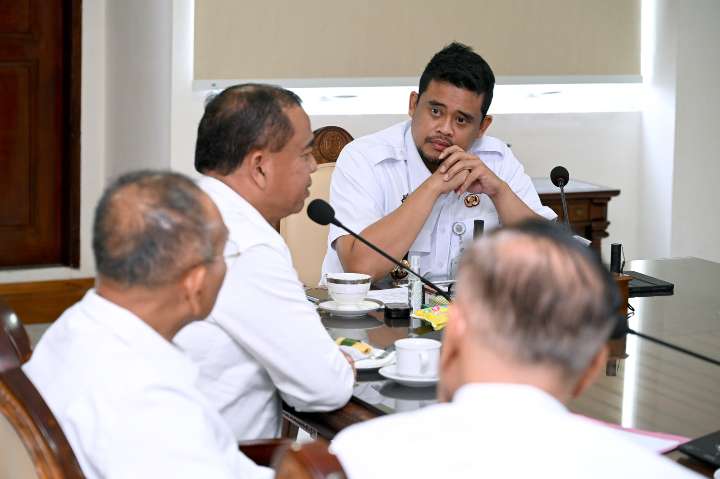 Tangani Langsung Hama Lalat Buah, Gubsu Bobby Nasution akan Kembalikan Kejayaan Jeruk Karo