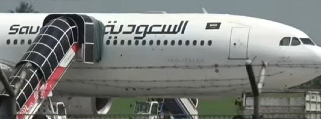 Diduga Diancam Bom, Pesawat Saudi Airlines SV5688 Mendarat Darurat di Kualanamu
