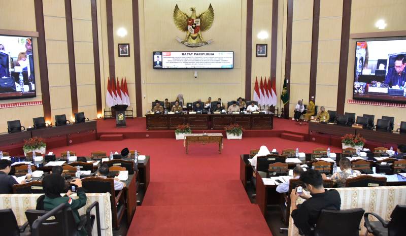 Paripurna DPRD Medan