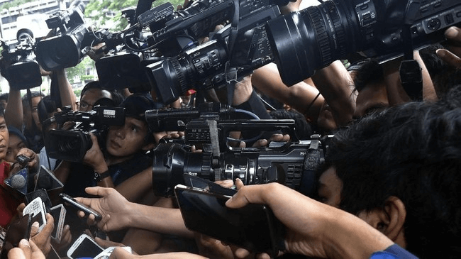Gegara Tanya Program MBG, Istana Cabut Kartu Identitas Liputan Wartawan CNN Indonesia