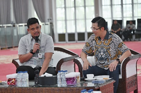 Gubernur Bobby Nasution Ajak Provider Telekomunikasi Perluas Akses Internet hingga Daerah Terpencil Sumut