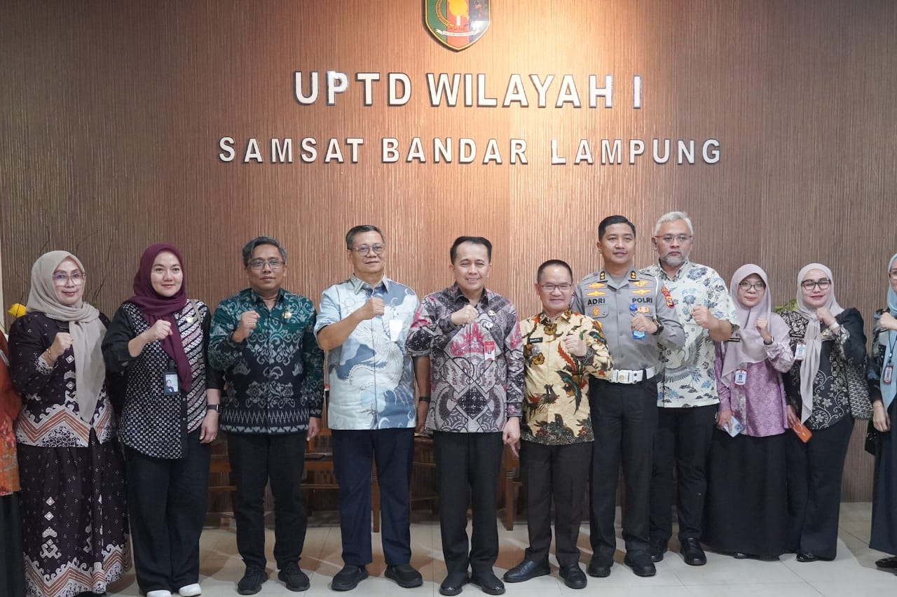 Tingkatkan Kualitas Pelayanan dan Pendapatan, Direktur Operasional Jasa Raharja Berikan Pembinaan di Lampung dan Tinjau Samsat Rajabasa