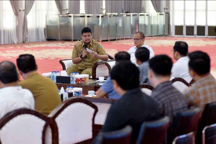 Bobby Nasution Lepas Kontingen Pesparawi Nasional, Targetkan Sumut Pertahankan Gelar Juara Umum