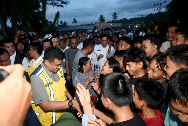 Bobby Nasution Pastikan Pembangunan Jembatan Sungai Mo’awo Dimulai Tahun Ini, Ajak Warga Kawal Bersama